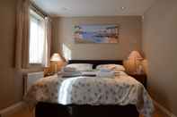 Bilik Tidur Dorchester Guest House