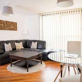 프라임 위치 렛츠 밀턴 케인즈 서비스 아파트 1, ShortstayMK - Campbell Park 호텔