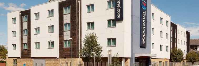 Exterior Travelodge Bracknell Central