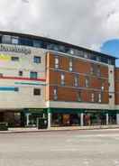 EXTERIOR_BUILDING Travelodge Chelmsford