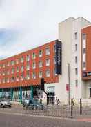 EXTERIOR_BUILDING Travelodge Gloucester