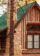 BEDROOM The Lodge at Bryce Canyon