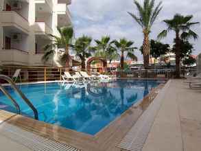Swimming Pool 4 Semiz Suite Hotel