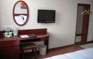 Bedroom 3 GreenTree Inn Shanghai Dabaishu Business Hotel