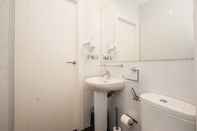 In-room Bathroom Liceu Apartments