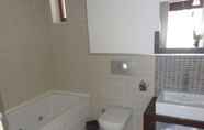 Toilet Kamar 6 Belek Golf Apartments