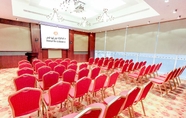 ห้องประชุม 4 Blumont Capital Hotel (formerly Danat Capital)