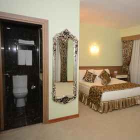 Nice Royal Hotel1 , 飯店阿塔谢希尔