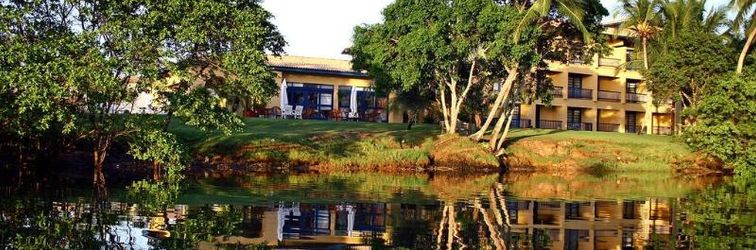 외관 Riverside Hotel