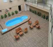 Swimming Pool 5 Hotel Aracaju Express