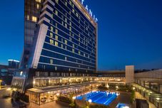 Bên ngoài Windsor Hotel & Convention Center Istanbul