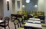 Restaurant 5 Boutique Garni Hotel Townhouse 27