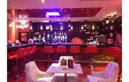 Bar, Kafe, dan Lounge 6 Orchid Vue Hotel