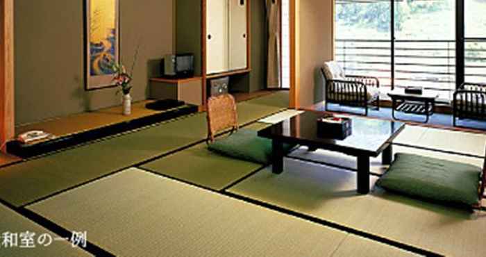 Common Space Ryokan Izutsuya