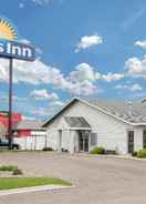 EXTERIOR_BUILDING Days Inn by Wyndham Alexandria MN