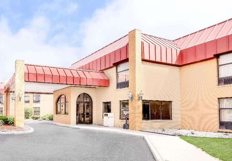 Others Days Inn & Suites By Wyndham Kalamazoo