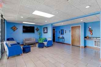 Lobby 4 SureStay Hotel by Best Western Lenoir City