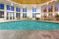 Swimming Pool Best Western Plus Appleton Airport/Mall Hotel