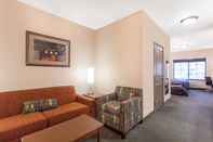 Common Space Best Western Plus Appleton Airport/Mall Hotel