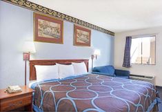 Others 7 Super 8 by Wyndham Suwanee
