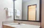 In-room Bathroom 6 Super 8 by Wyndham Carrollton