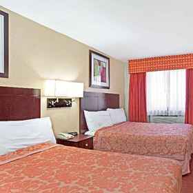 長島市 LGA 溫德姆速 8 飯店1 , 飯店82nd Street–Jackson Heights