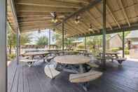 พื้นที่สาธารณะ Travelodge Inn &Suites by Wyndham San Antonio Arpt