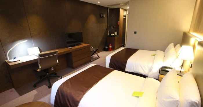 Bilik Tidur Central Plaza Hotel