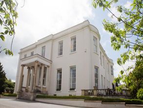 外観 4 The Mount Somerset