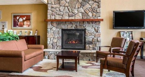 ロビー 2 Comfort Inn & Suites adj to Akwesasne Mohawk Casin