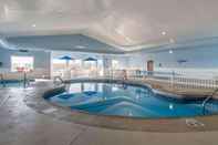 Swimming Pool Quality Inn Suites Keokuk Area