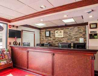 Lobby 2 Econo Lodge Mount Laurel Area