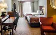 Bedroom 2 Comfort Suites Hummelstown - Hershey Hershey