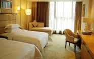Kamar Tidur 2 Aoyuan Golf Hotel