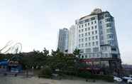 ภายนอกอาคาร 6 Hotel Castle Beach