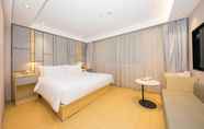 Bedroom 4 Ji Hotel (Beijing Guomao East)