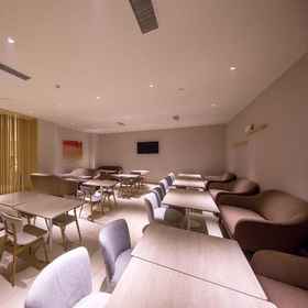 Ji Hotel (Qingdao Middle Hongkong Road)1 , 飯店Litian Hotel
