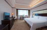 ห้องนอน 2 Shenzhen Vienna International Hotel(Xinzhou br)