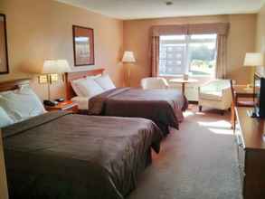 Bedroom 4 Days Inn by Wyndham Oromocto Conference Centre