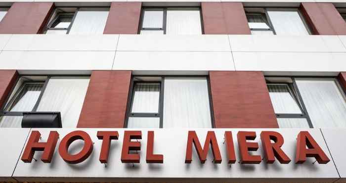 Exterior Hotel Miera