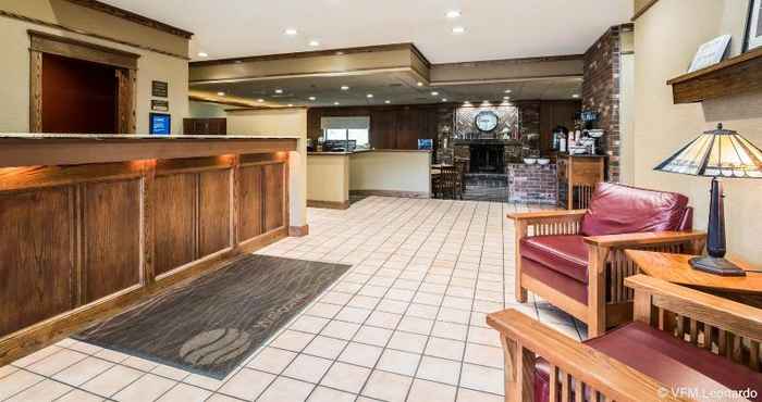 Lain-lain Clarion Inn & Suites - University Area