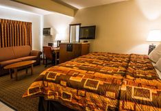 Bedroom 6 Econo Lodge Tonawanda I-290