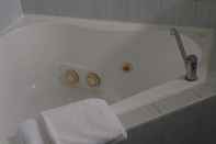 In-room Bathroom Balneaire Seaside Resort