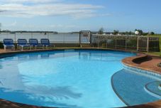 スイミングプール Broadwater Shores