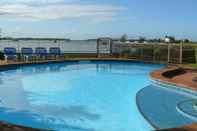 Swimming Pool Broadwater Shores