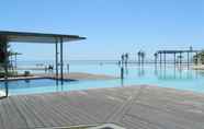Hồ bơi 6 Cairns Beach Holiday Apartment
