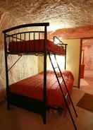 BEDROOM Down to Erth Bed and Breakfast