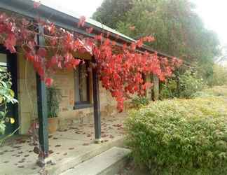 Exterior 2 Ethel s Cottage