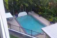 Swimming Pool Meridien at Trinity Luxury Apartments