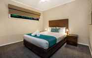 Kamar Tidur 4 National Hotel Complex And Bendigo Central Apartme